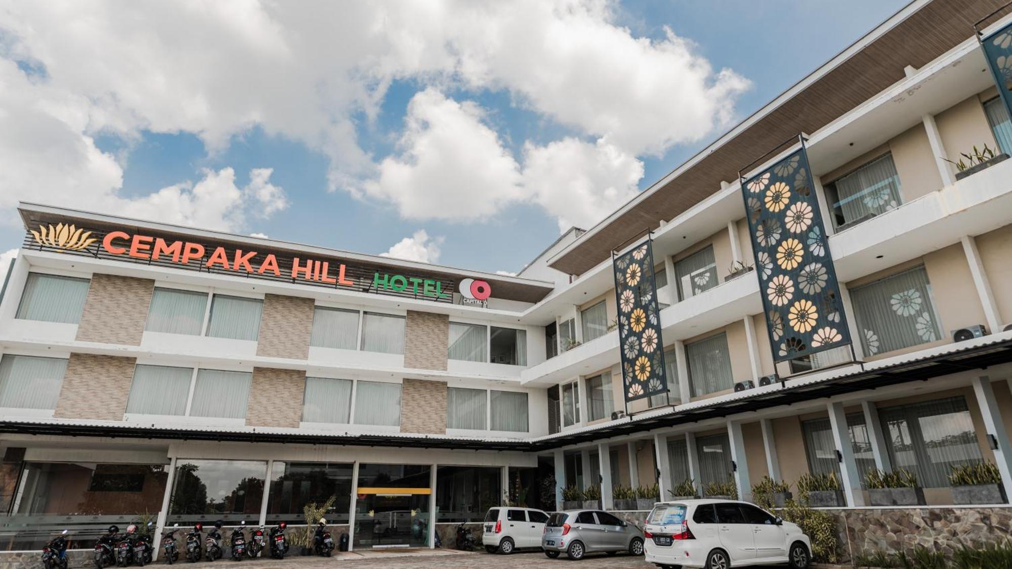 Neo Cempaka Hill Hotel Jembel Extérieur photo